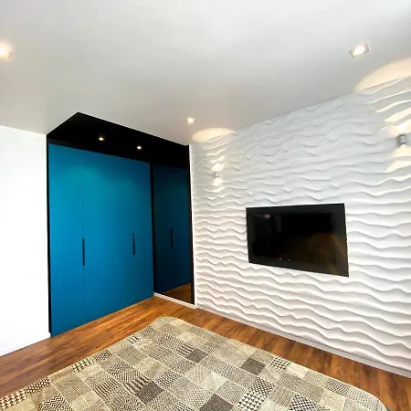 Bright Sea View Apartment Odesa